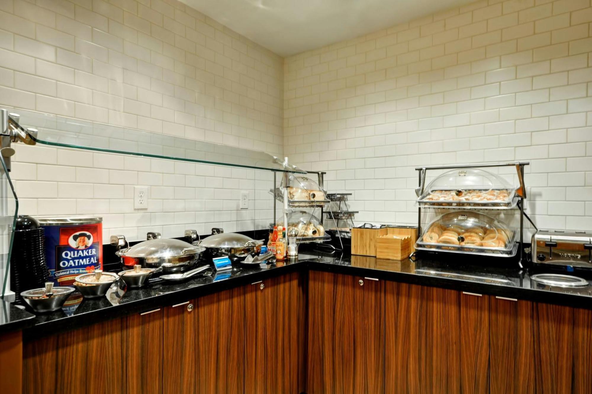 Fairfield Inn & Suites Dallas Medical/Market Center Extérieur photo